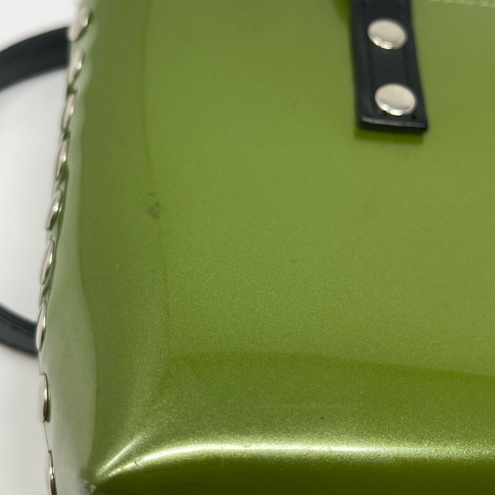 BEIJO: London, Paris, New York: Classic Green, Patent-Leather Handbag - Picture 8 of 10